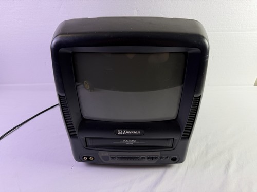 Emerson vcr combo - 9",
