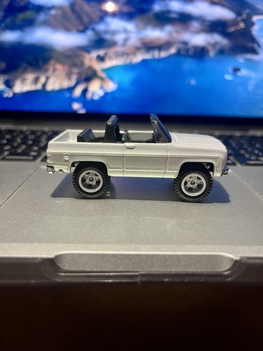 2025 hot wheels chevy - '75,