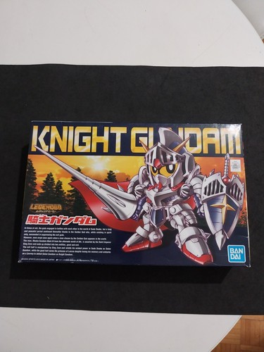 Kinght gundam model kit - model, bandai