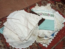 lotto di 50 centrini