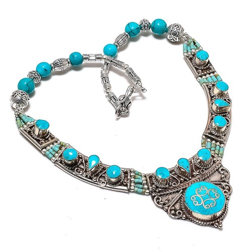Collana con pietre - , preziose