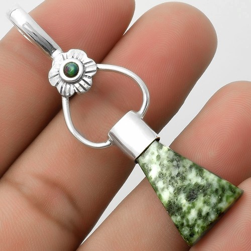 Ciondolo diottasi naturale - , e