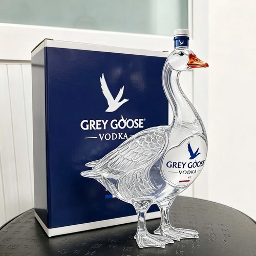 Vodka scolpito grigio - 3d,
