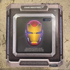 Casco D23 Disney Parks Marvel