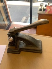 pressa bucatrice ghisa e