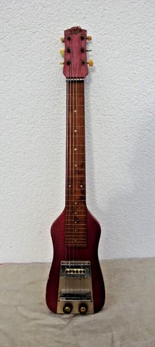 Vecchia chitarra hawaiana