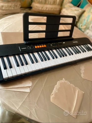 Pianola casio con custodia - pianola,