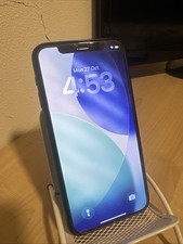 Apple iPhone 11 Pro - 64GB -