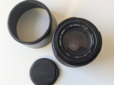 Sigma UC obiettivo zoom 70-210