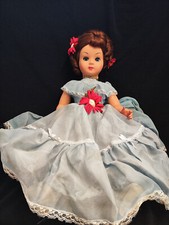 Bambola in composizione tipo