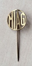 Vintage MIAG Logo Anstecknadel Tractor stick pin badge
