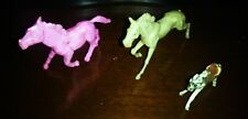 TRE modellini di CAVALLI in plastica dura anni 60