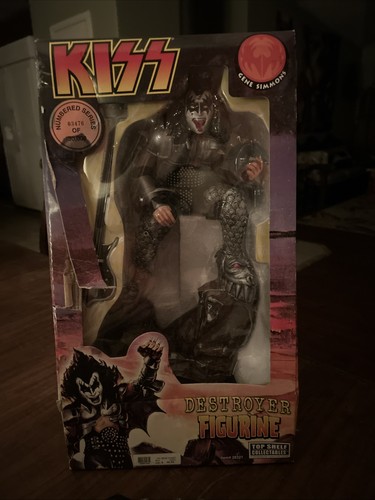 Figurina kiss gene - kiss, simmons