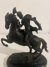 Scultura in bronzo firmata