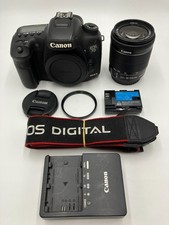 Kit fotocamera reflex digitale
