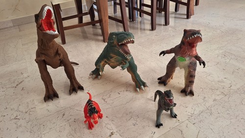 Lotto dinosauri giganti - 3,