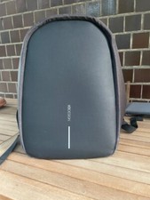 XD Design - Bobby Hero Regular Black 18L - Laptop 15", tablet 12.9" + divisori