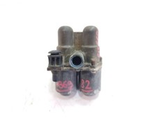 DOPPIA VALVOLA ACQUA RISCALDAMENTO Mercedes 200E W124 1 serie 1987 Berlina