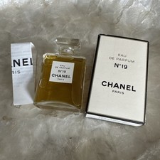 VINTAGE CHANEL N.19 EAU DE