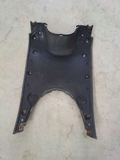 CARENA PEDANA SOTTO POGGIA PIEDI APRILIA AMICO 50 (D47)