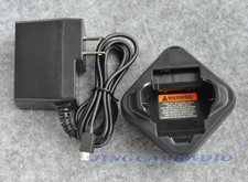 Caricabatteria da tavolo per