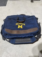 Borsa a tracolla vintage Michigan ricamata Eastpak messenger borsa a tracolla USA