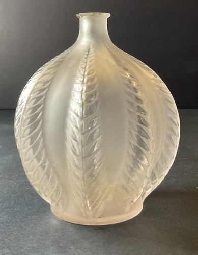Lalique frosted - lalique,