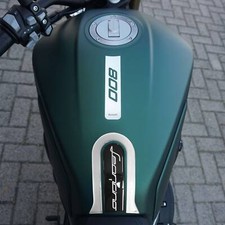 Paraserbatoio resina gel 3D protezione moto compatibile con Benelli Leoncino 800