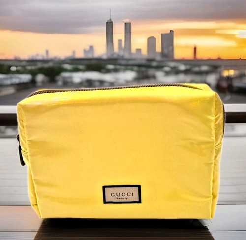 Gucci beauty yellow shimmer - beauty,