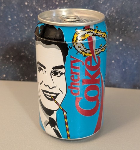 Lattina coca cola - cola, ciliegia