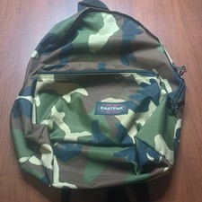 Zaino Eastpak colore mimetico
