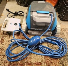 Maytronics Dolphin Escape