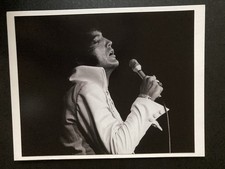 Tuta ELVIS Presley ORIGINALE 8X10 foto frange bianche VEGAS 1970 timbrata JAT Tunzi