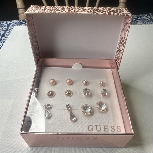 Orecchini pendenti guess - pendenti,