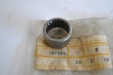 Front fork roller cage needle