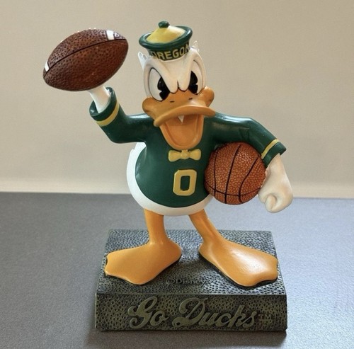Statua donald duck mascotte - statua, "donald