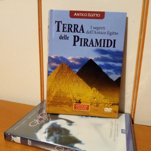 Terra delle piramidi - terra,