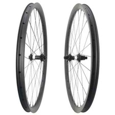 Set ruote tubeless carbonio