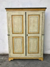 Grazioso armadio laccato e