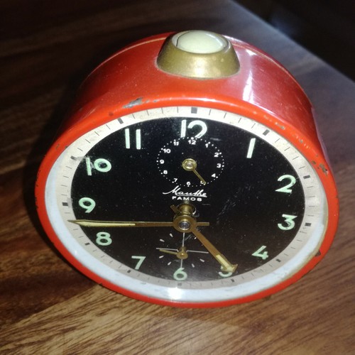 Orologio sveglia meccanico
