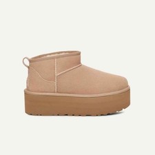 Ugg Stivaletto Con Plateau