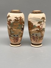 Coppia di vasi giapponesi a