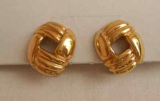 ORECCHINI MONET METALLO COLORE ORO CLIP A PRESSIONE