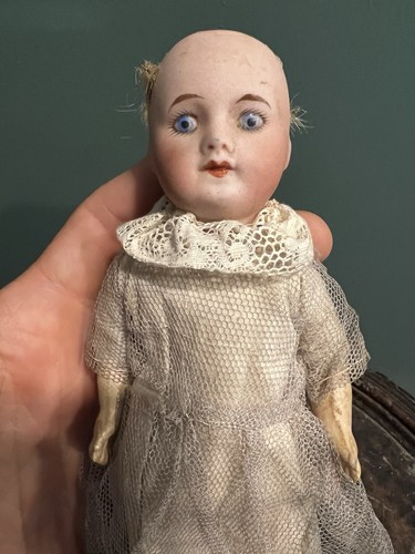 Poupée poupon miniature - poupon,