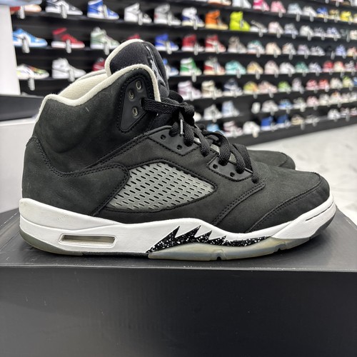 Taglia jordan 5 - 10,