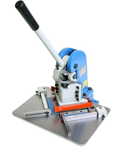 Taccatrice manuale