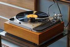THORENS TD 124/II, 230V, SME 3010R con BASE 3009 ottimo/come nuovo, completamente controllato