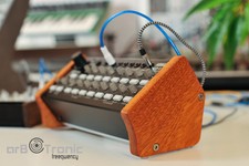 Korg SQ-1 Sequencer vero legno