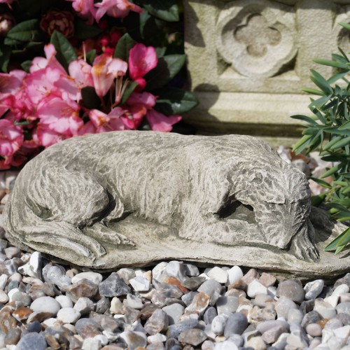 Statua pietra lurcher posa - statua,