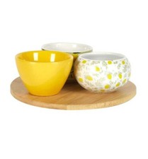 Set Antipastiera: 3 Ciotoline in Ceramica con Vassoio in Bambù - Decoro Limoni